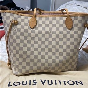SOLD Pre loved Louis vuitton azur neverfull mm bag